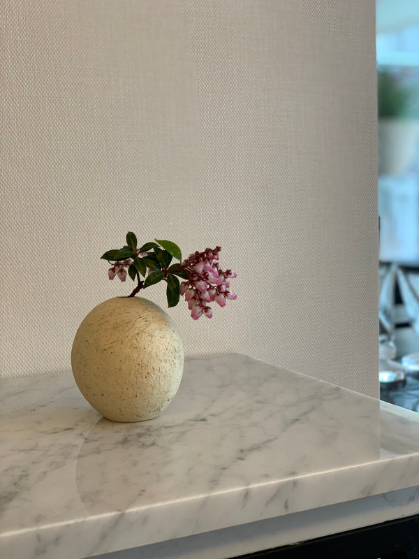 白壁 一輪挿し Mサイズ